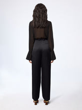 Charger l&#39;image dans la galerie, Black Wide-Leg Crepe Satin Pants
