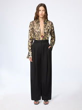 Load image into Gallery viewer, Wide-Leg Pleated  Wool Gabardine Pants
