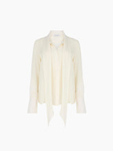 Cargar imagen en el visor de la galería, Cream Lavalliere Silk Shirt
