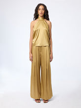 Charger l'image dans la galerie, Gold Halterneck Silk Satin Top
