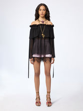 画像をギャラリービューアに読み込む, Black Boat Neck Silk Top With Bow Details
