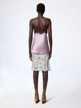 Load image into Gallery viewer, Mauve V-Neck Silk Satin Top
