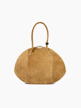 Charger l'image dans la galerie, LE BAL BAG LARGE IN SUEDE
