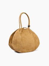 Charger l'image dans la galerie, LE BAL BAG LARGE IN SUEDE

