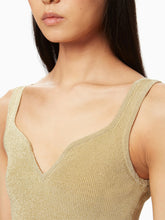 Charger l&#39;image dans la galerie, Sleeveless heart neckline top in gold - Nina Ricci
