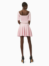 Charger l&#39;image dans la galerie, Heart neckline cropped top in pink - Nina Ricci
