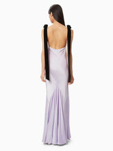 Charger l&#39;image dans la galerie, Long satin dress in lila - Nina Ricci
