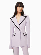 Charger l&#39;image dans la galerie, Tuxedo deyail blazer in light lilac - Nina Ricci
