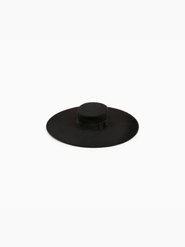 Felt cool capeline hat in black - Nina Ricci