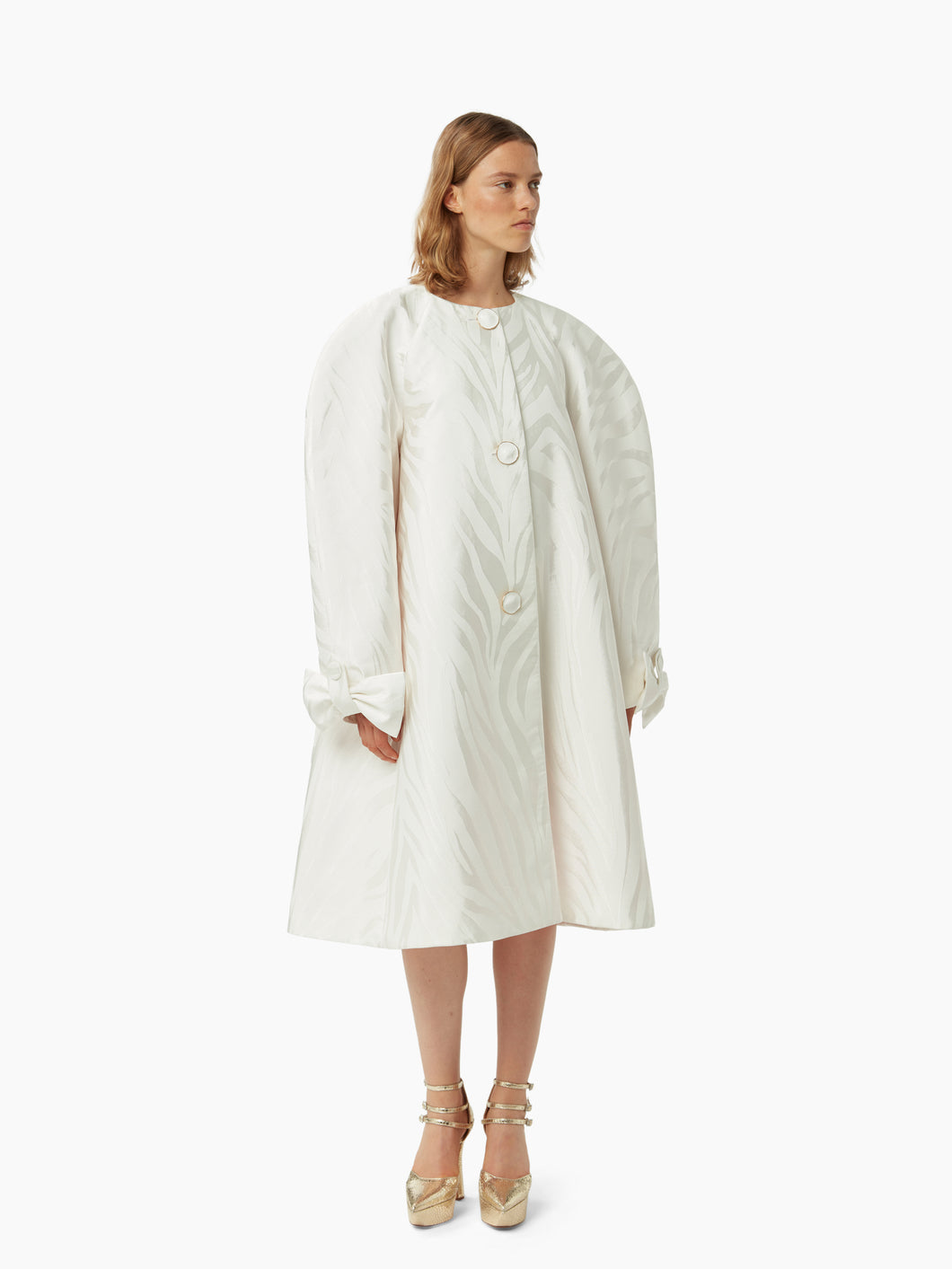 Opera Coat With Cocoon Sleeves In White - Nina Ricci