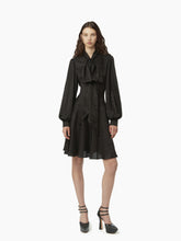 Charger l&#39;image dans la galerie, Pussy-bow shirt dress in black - Nina Ricci
