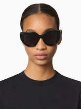 Load image into Gallery viewer, FULL MOON BUTTERFLY SUNGLASSES
