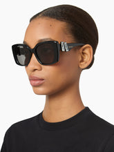 Charger l&#39;image dans la galerie, LUNETTES DE SOLEIL WAVES SQUARE
