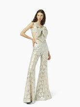 Charger l&#39;image dans la galerie, Guipure lace flare pants in silver - Nina Ricci
