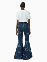 Load image into Gallery viewer, How fabulous t-shirt in white - Nina Ricci
